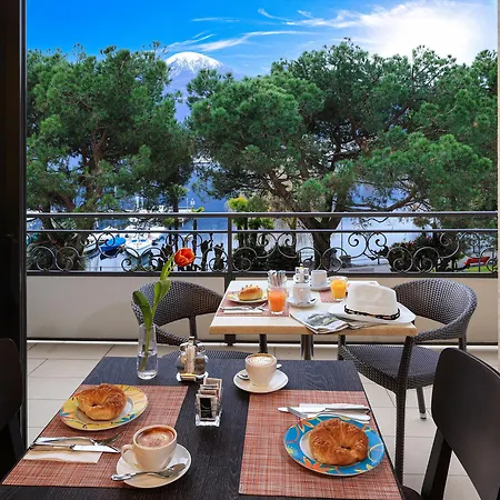 Geranio Au Hotel 3*